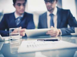 Industries and scenarios needing right to work verification